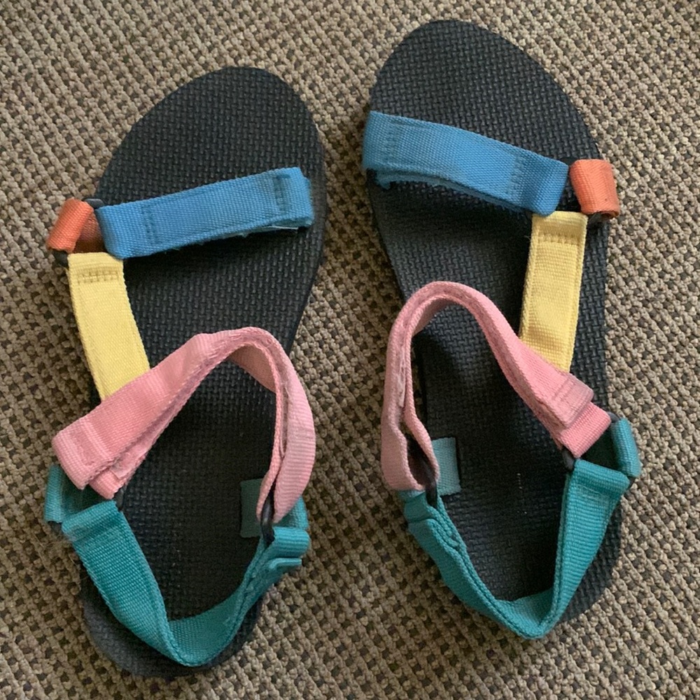 Teva like sandals womens 9.5